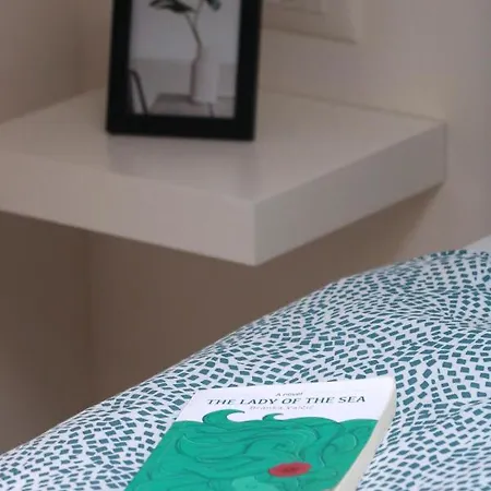 Emma Lägenhet *